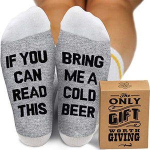 VINAKAS BEER GIFTS FOR MEN - Funny Socks If You Can Read This Bring Me a Cold Beer. Funny Gift for Dad. Quality Cotton Dad Socks or Gifts for Beer Lovers. Beer Gifts for Dad